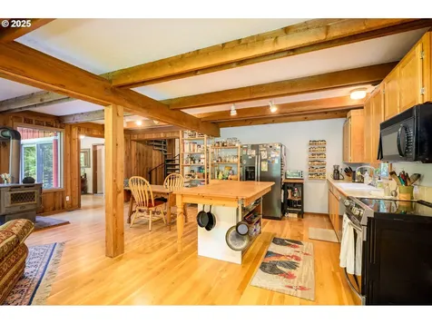 9920 SW Gilbert Creek Road Willamina OR 97396