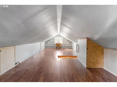 9568 N Ivanhoe Street Portland OR 97203