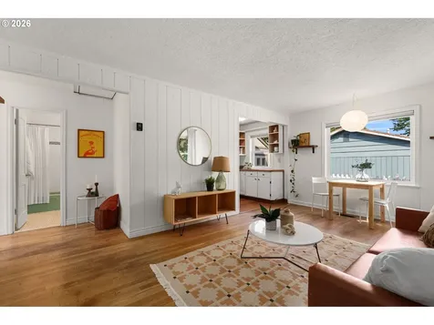 9568 N Ivanhoe Street Portland OR 97203