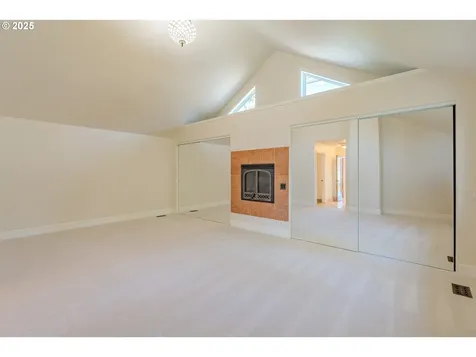 1418 Grand Place Vancouver WA 98661