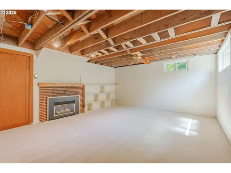 1418 Grand Place Vancouver WA 98661