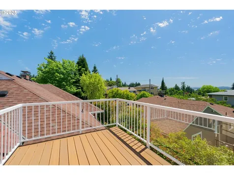 1418 Grand Place Vancouver WA 98661