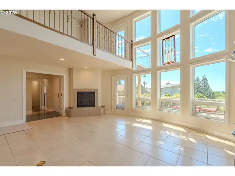 1418 Grand Place Vancouver WA 98661