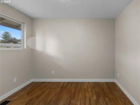 24033 SE Oak Street Gresham OR 97030