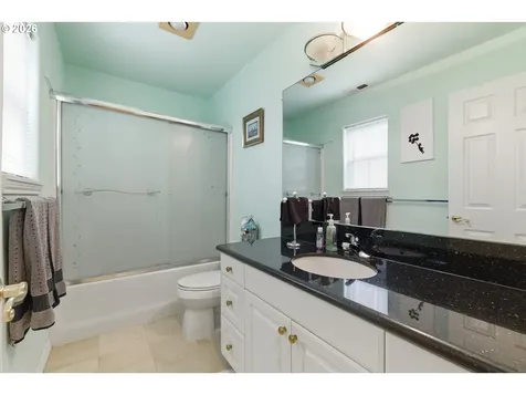 9016 SE Emily Park Way Happy Valley OR 97086