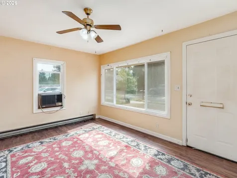 1820 E 33rd Street Vancouver WA 98663