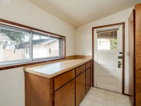 1820 E 33rd Street Vancouver WA 98663