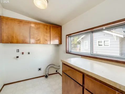 1820 E 33rd Street Vancouver WA 98663