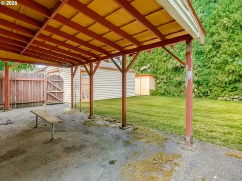 1820 E 33rd Street Vancouver WA 98663