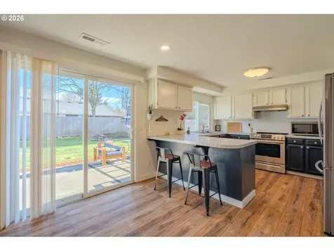 1009 SE Olympia Drive Vancouver WA 98683