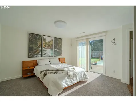 1009 SE Olympia Drive Vancouver WA 98683
