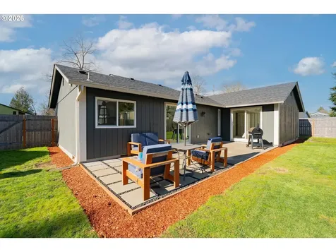 1009 SE Olympia Drive Vancouver WA 98683