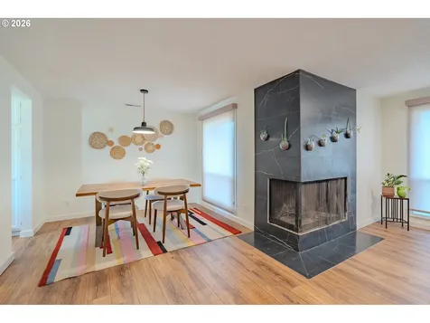 1009 SE Olympia Drive Vancouver WA 98683