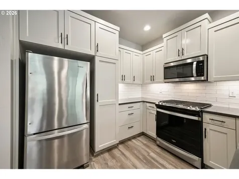 8157 SE Vermont Street Hillsboro OR 97123