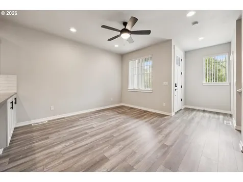 8157 SE Vermont Street Hillsboro OR 97123