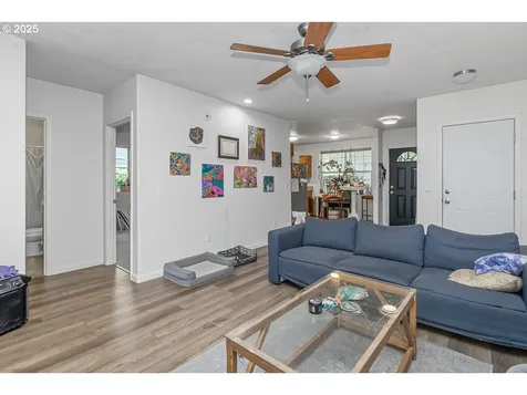 59 Lund Drive Eugene OR 97404