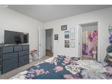 59 Lund Drive Eugene OR 97404