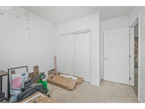 59 Lund Drive Eugene OR 97404