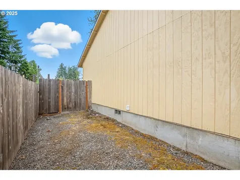 59 Lund Drive Eugene OR 97404
