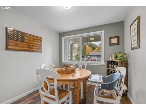 277 E 13th Street Lafayette OR 97127