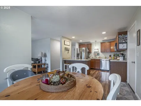 277 E 13th Street Lafayette OR 97127