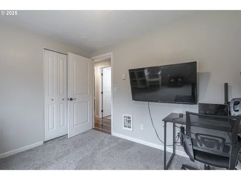 277 E 13th Street Lafayette OR 97127