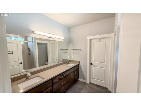 11214 NE 136th Avenue Vancouver WA 98682
