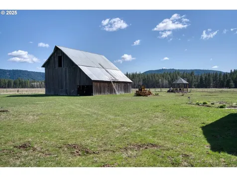 1684 Bz Glenwood Highway Glenwood WA 98619