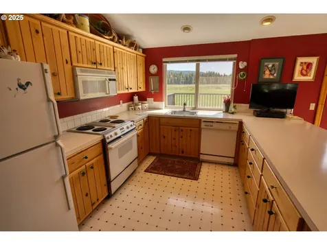1684 Bz Glenwood Highway Glenwood WA 98619