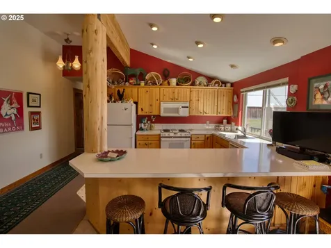 1684 Bz Glenwood Highway Glenwood WA 98619