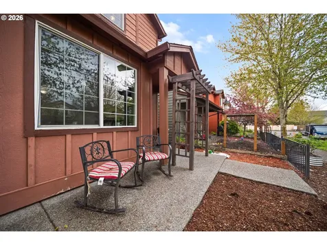 33590 SE Dill Place Scappoose OR 97056