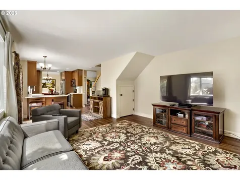 1357 SW Napoleon Place Troutdale OR 97060