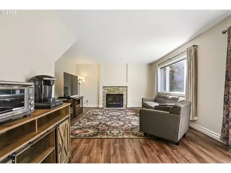 1357 SW Napoleon Place Troutdale OR 97060