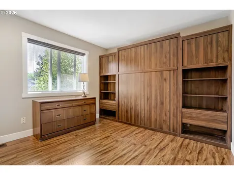1357 SW Napoleon Place Troutdale OR 97060