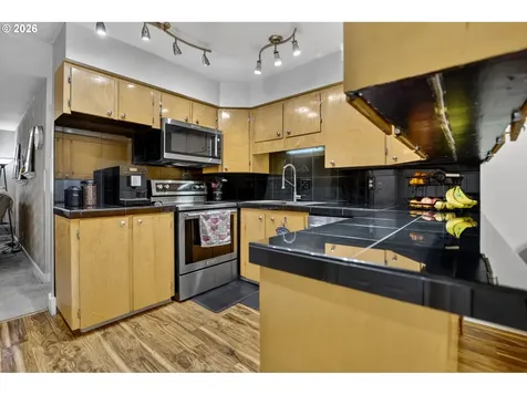 19138 Pilkington Road Lake Oswego OR 97035