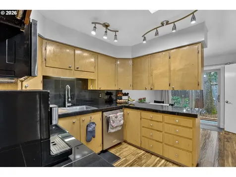 19138 Pilkington Road Lake Oswego OR 97035