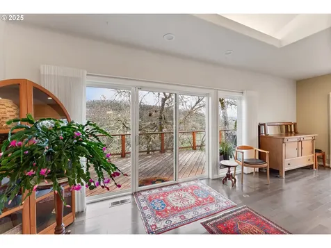 171 NW Rachel Lynn Way Roseburg OR 97471