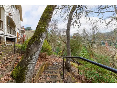 171 NW Rachel Lynn Way Roseburg OR 97471