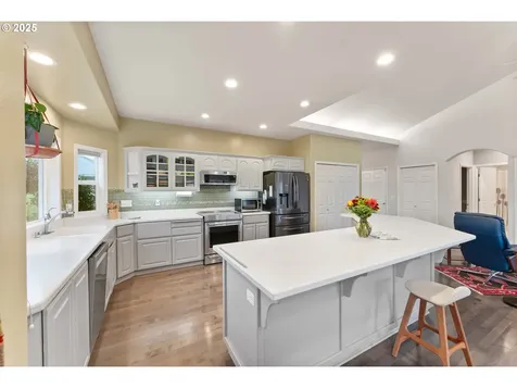 171 NW Rachel Lynn Way Roseburg OR 97471