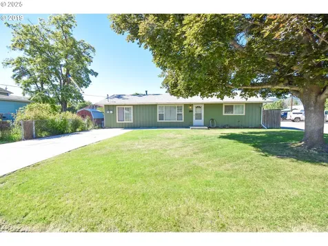 1412 T Avenue La Grande OR 97850