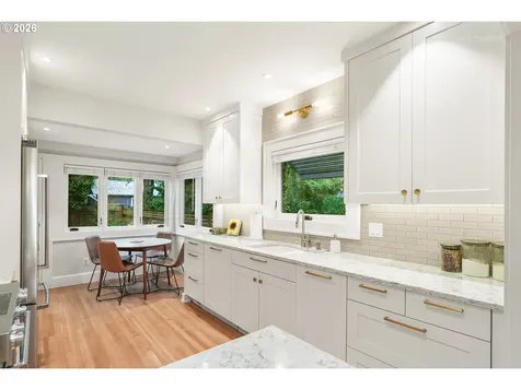 3926 SE Ankeny Street Portland OR 97214