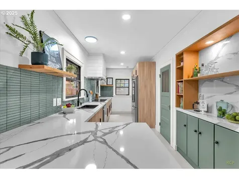 4010 NE 78th Avenue Portland OR 97213
