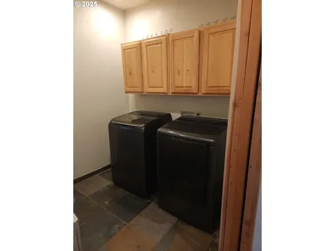 97425 N Bank Rogue River Road Gold Beach OR 97444