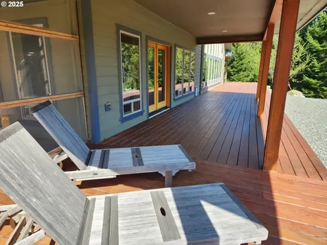 97425 N Bank Rogue River Road Gold Beach OR 97444