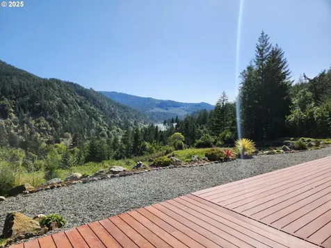97425 N Bank Rogue River Road Gold Beach OR 97444