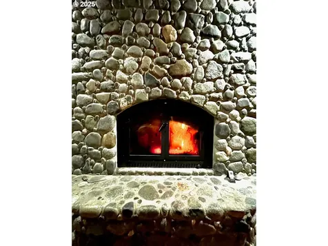 97425 N Bank Rogue River Road Gold Beach OR 97444