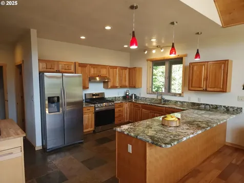97425 N Bank Rogue River Road Gold Beach OR 97444