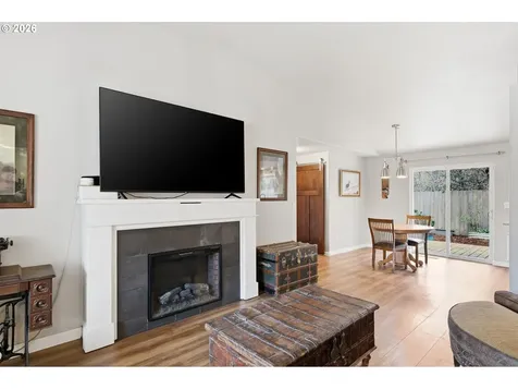 88123 9th Street Veneta OR 97487