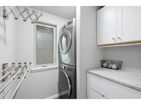 88123 9th Street Veneta OR 97487
