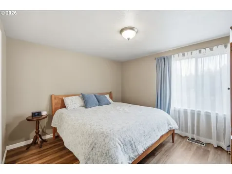 88123 9th Street Veneta OR 97487